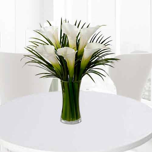 Pearly White Calla Lilies Bouquet