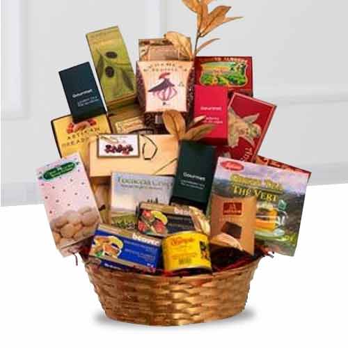 Classic Fantacy Gourmet Basket