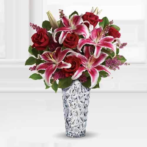 Bouquet of Graceful Lilies and  Elegant Roses